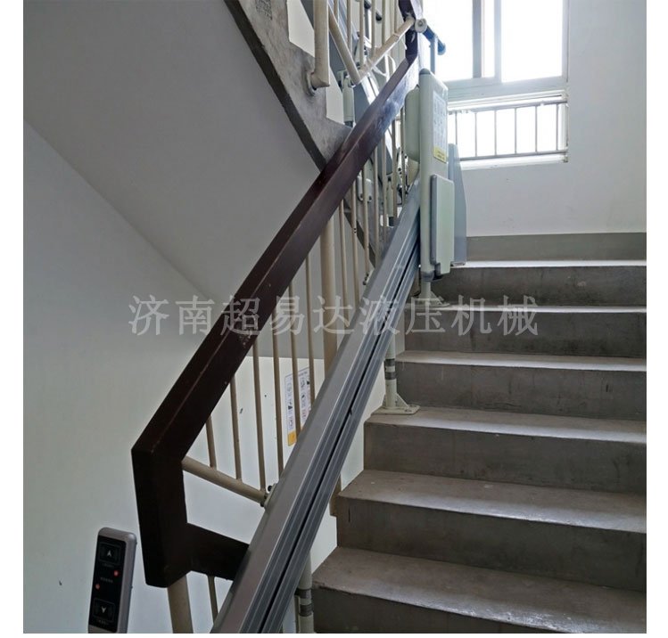 分段式斜挂升降平台 分段式斜挂升降平台